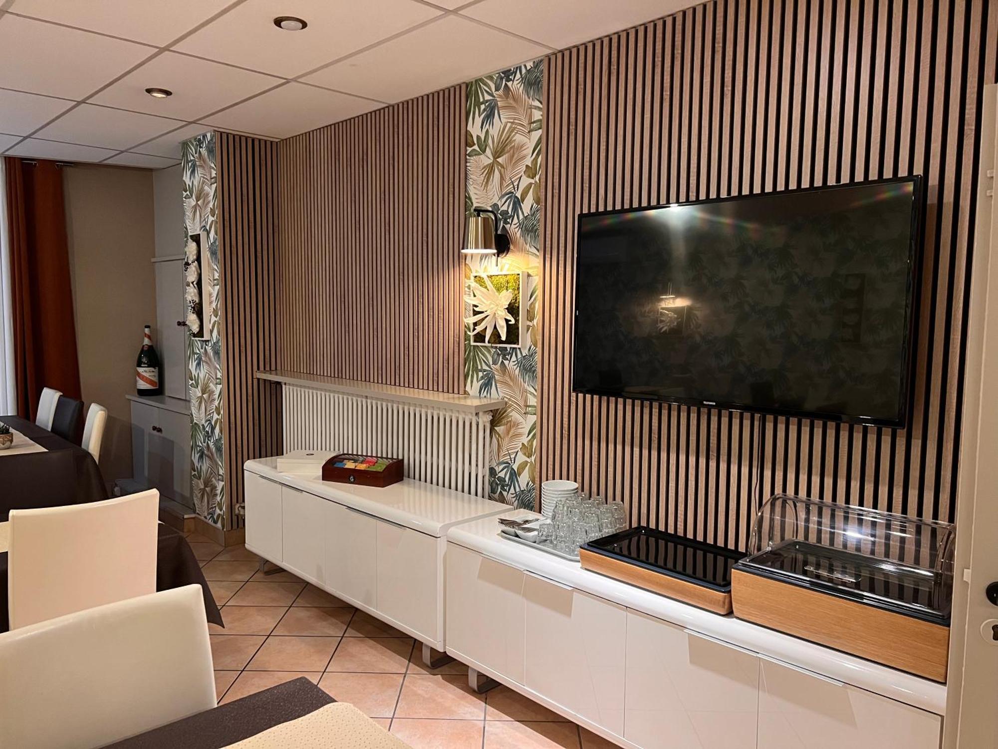 Hotel Alpes Cevennes Guilherand-Granges 외부 사진