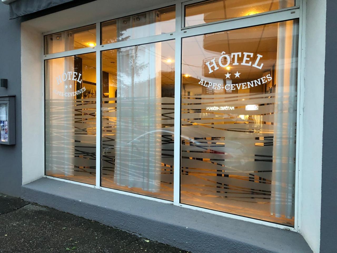 Hotel Alpes Cevennes Guilherand-Granges 외부 사진